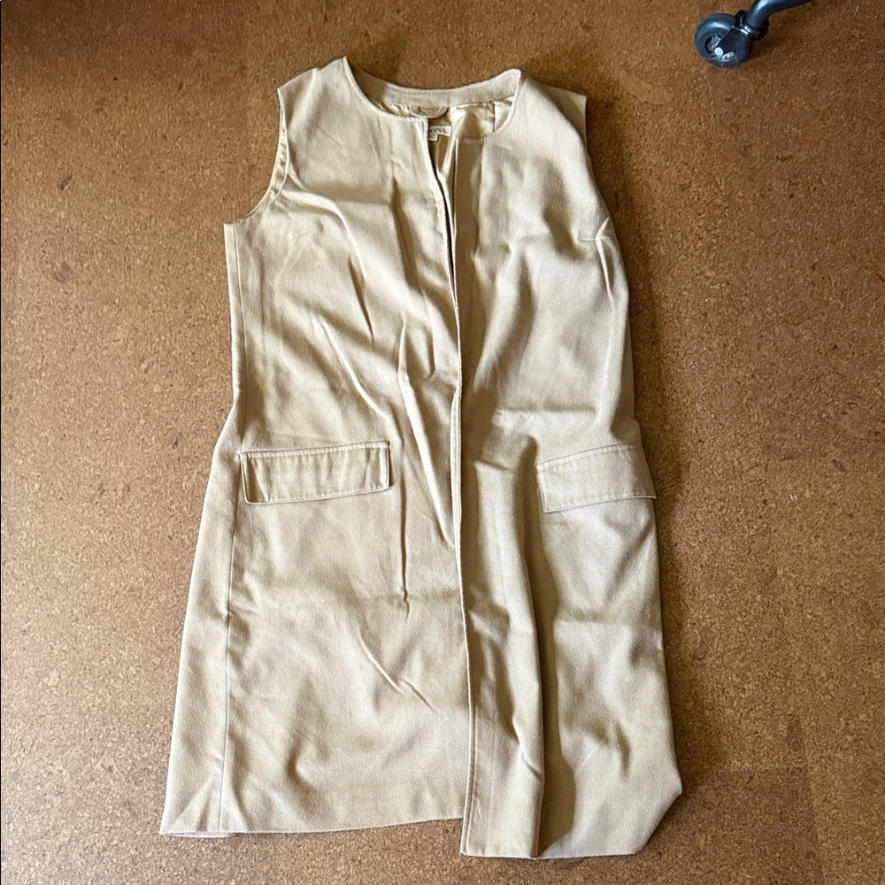 Merona Tan Sleeveless Vest